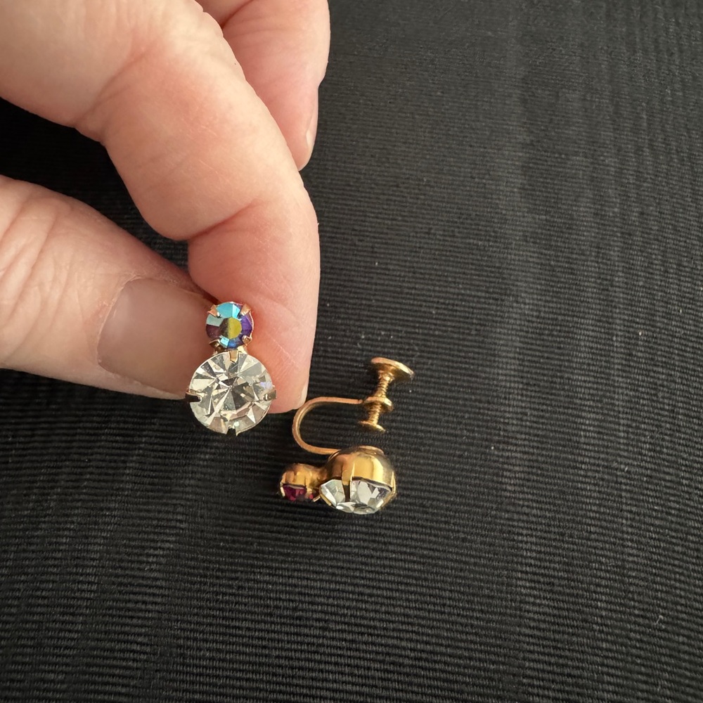 WEISS Elegant Sparkley Gold and Silver Rhinestone screw back Earrings